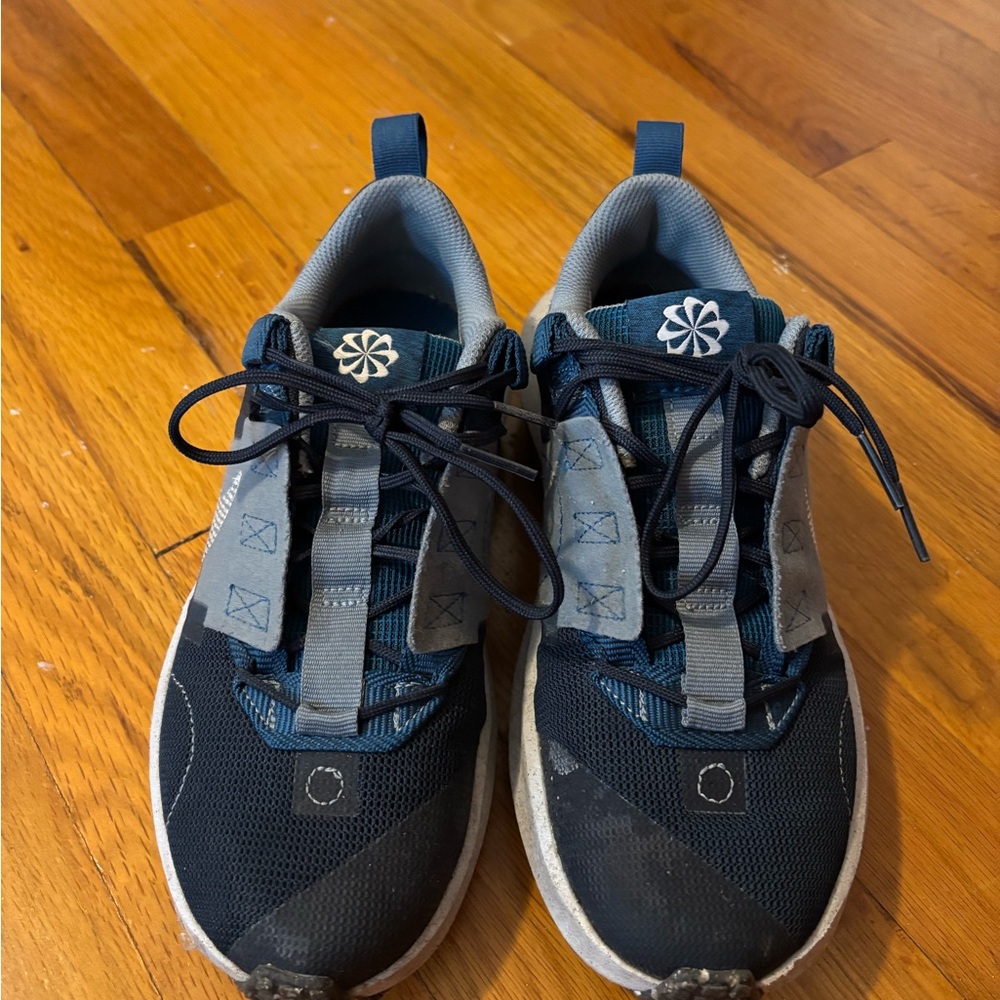 Nike Kids Sneakers - Navy and Gray